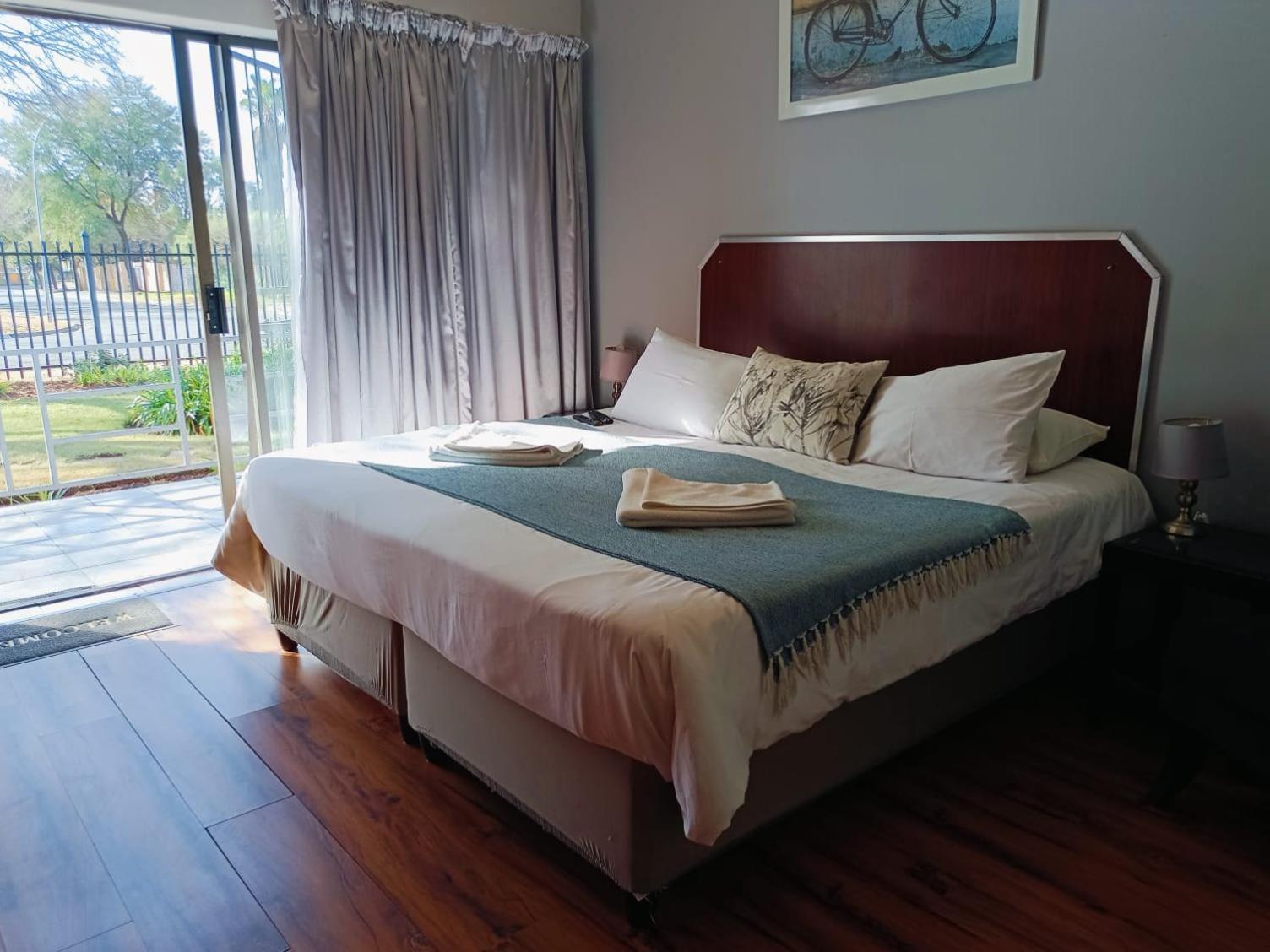 21 On Coetzee Guest House Bloemfontein Exterior photo